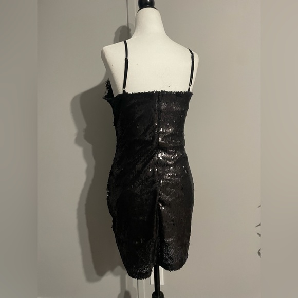 BOOHOO sequin split hem mini dress size 6 - Picture 5 of 7